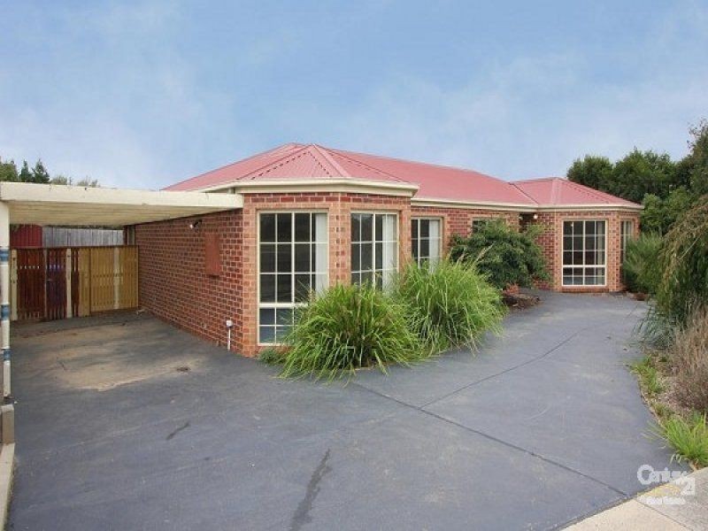 5 Tudor Court, Narre Warren VIC 3805