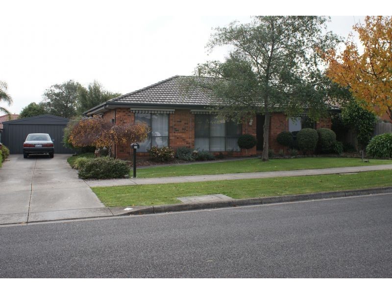 26 DENVER DRIVE, Narre Warren VIC 3805