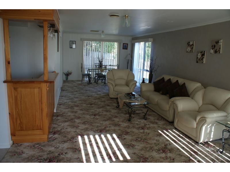 5 MALVERN PLACE, Narre Warren VIC 3805