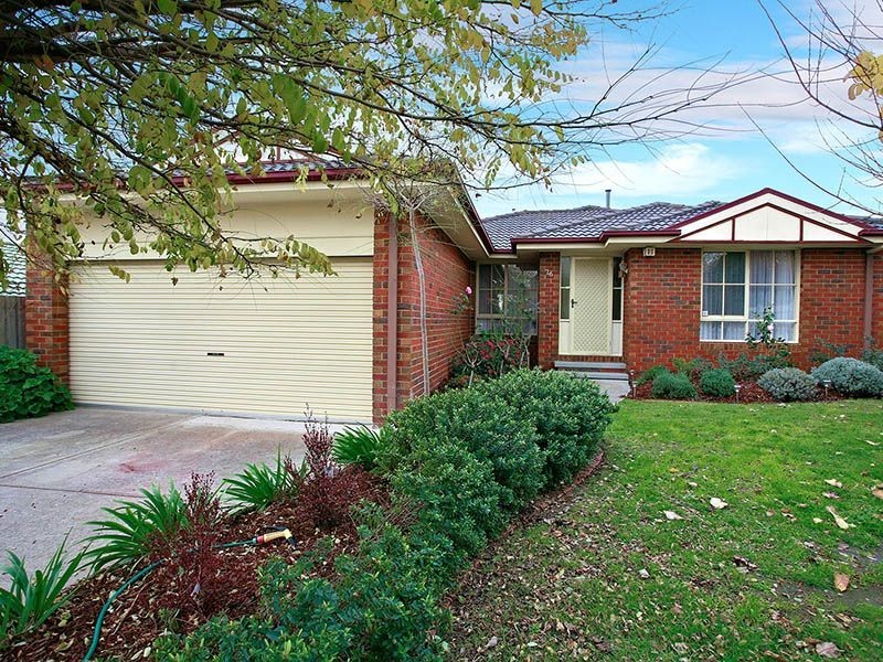 26 HEDGEROW COURT, Narre Warren South VIC 3805