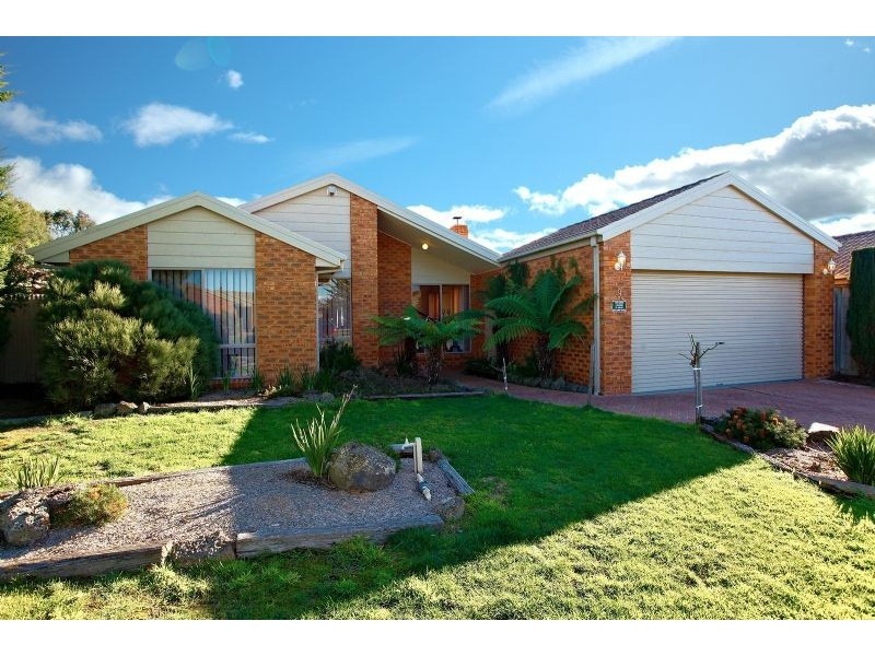 9 DELMARE COURT, Narre Warren South VIC 3805