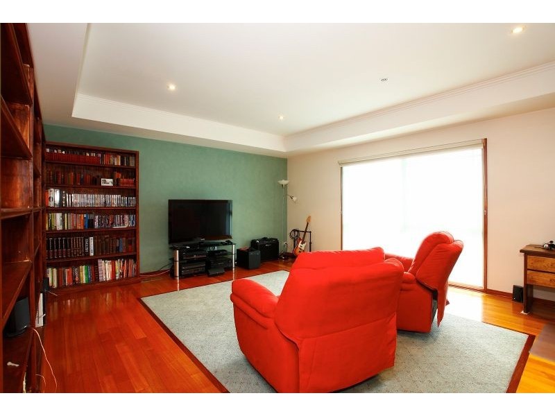 41 SHINNERS AVENUE, Narre Warren VIC 3805