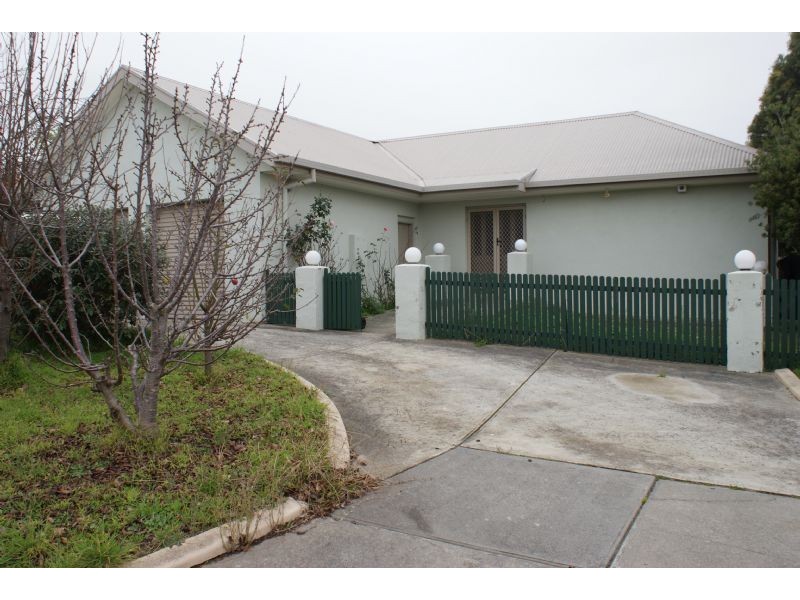 15 ESKDALE COURT, Narre Warren VIC 3805