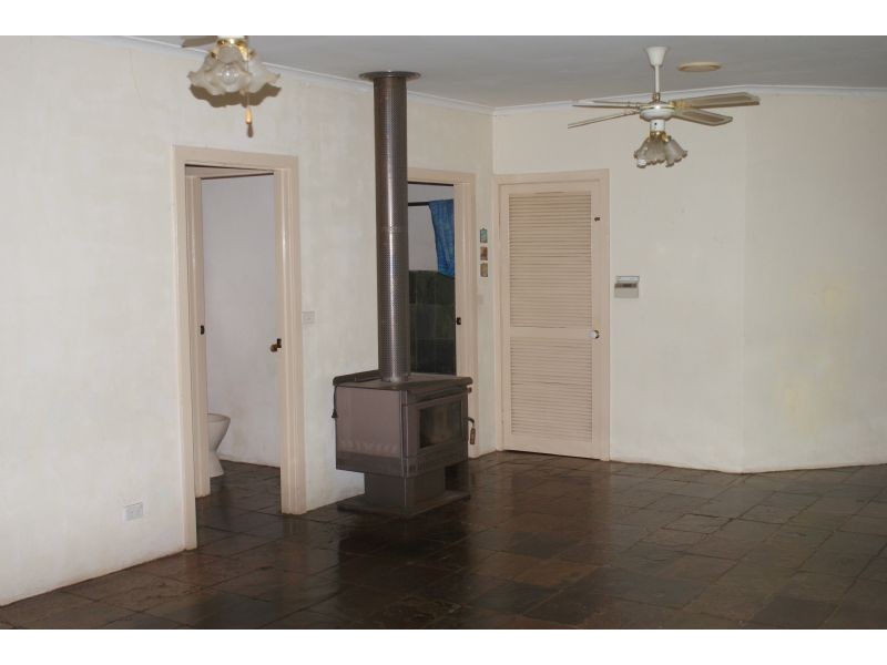 15 ESKDALE COURT, Narre Warren VIC 3805