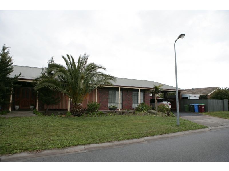 5 RALEIGH DRIVE, Narre Warren South VIC 3805