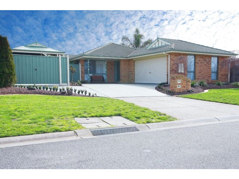 5 HILLSTON COURT, Narre Warren South VIC 3805
