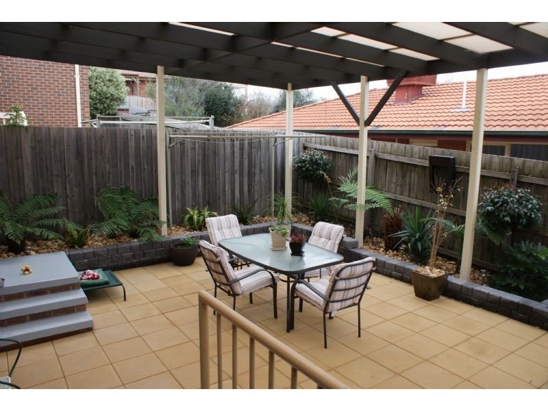 1/2 QUARTZ PLACE, Narre Warren VIC 3805