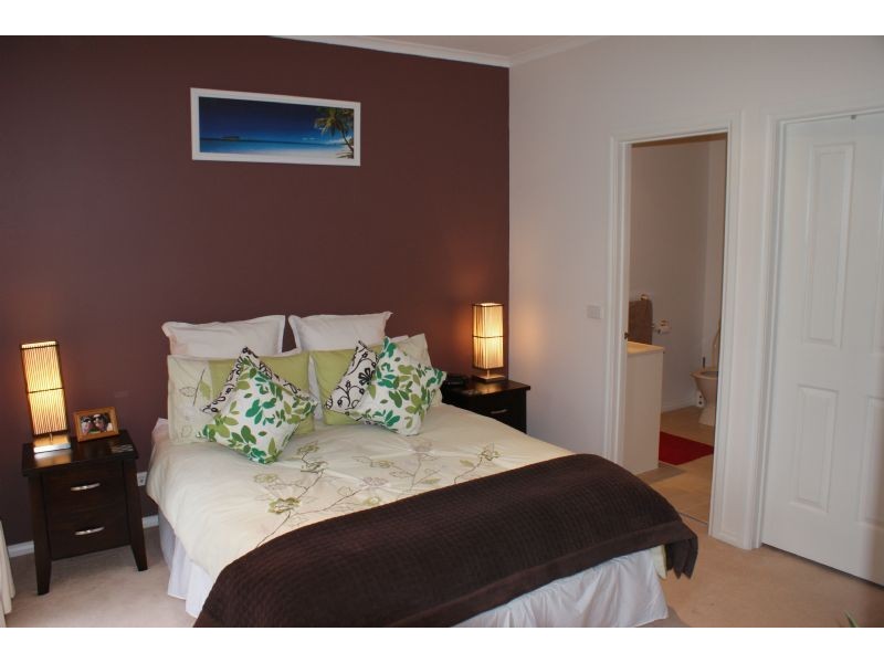 1/2 QUARTZ PLACE, Narre Warren VIC 3805