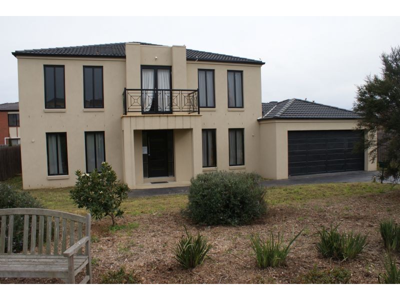 9 PICCADILLY COURT, Narre Warren VIC 3805