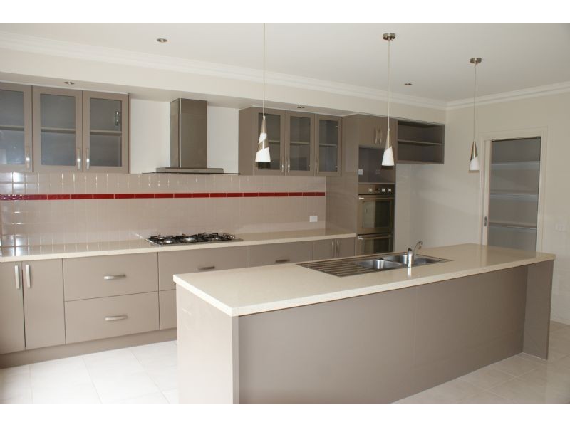 9 PICCADILLY COURT, Narre Warren VIC 3805