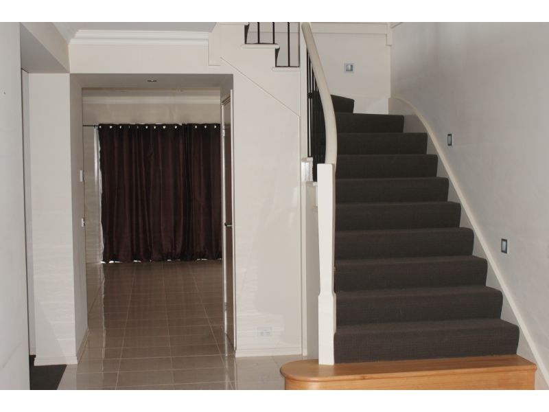 9 PICCADILLY COURT, Narre Warren VIC 3805