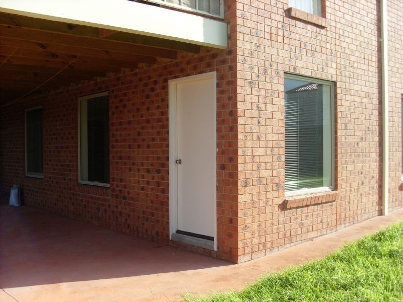 Rear/26 Frederick Rise, Narre Warren VIC 3805