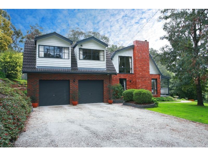 22 BOUNDARY ROAD, Narre Warren East VIC 3804