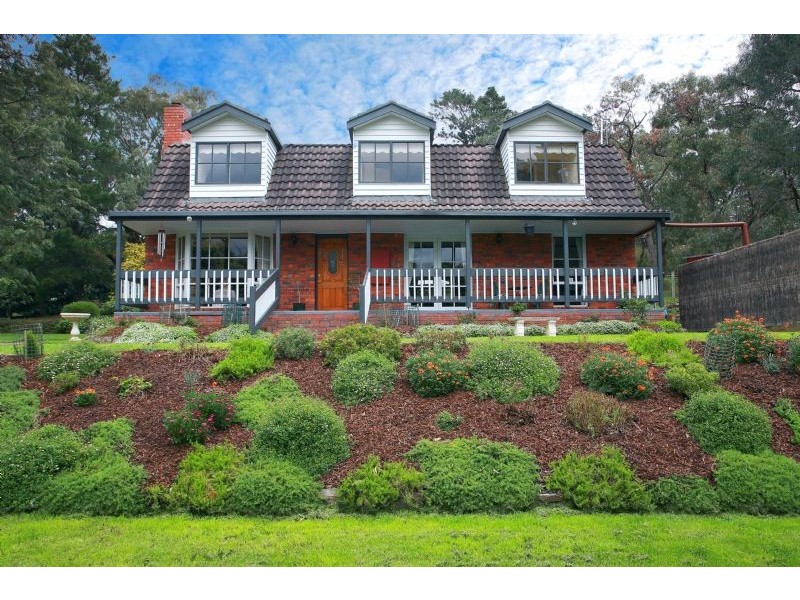 22 BOUNDARY ROAD, Narre Warren East VIC 3804