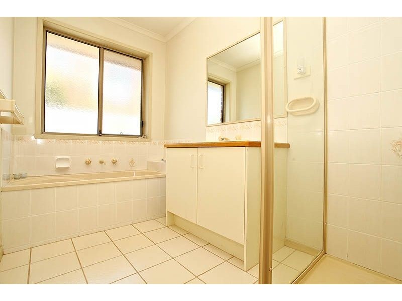 15 EDMONDS STREET, Narre Warren VIC 3805