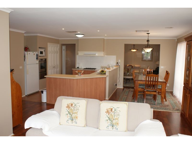 Narre Warren South VIC 3805