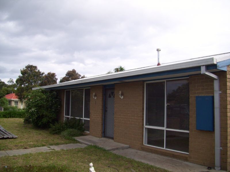 1 Greaves Court, Pakenham VIC 3810