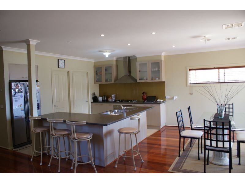 Narre Warren South VIC 3805