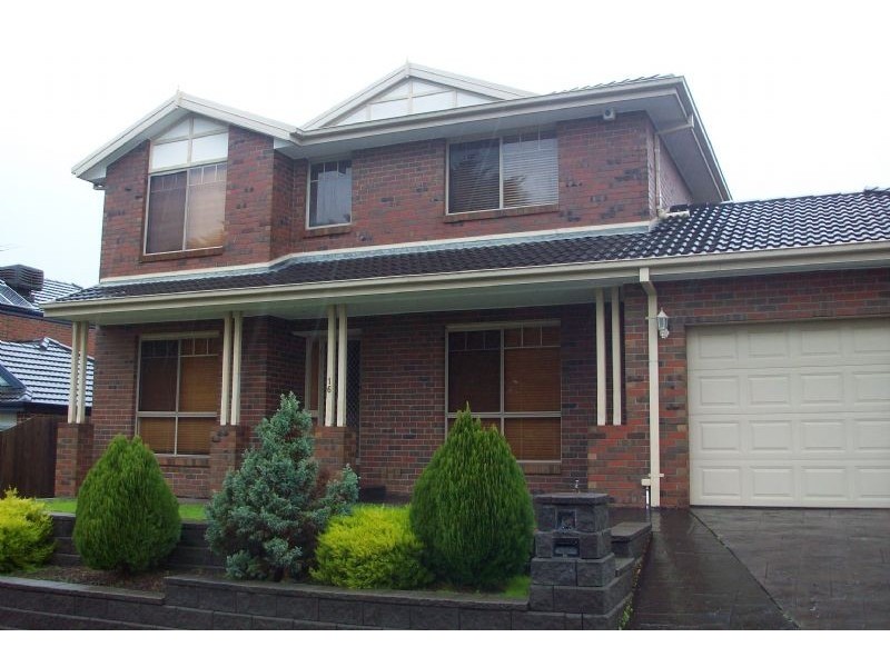 16 Eastern Park Square, Narre Warren VIC 3805