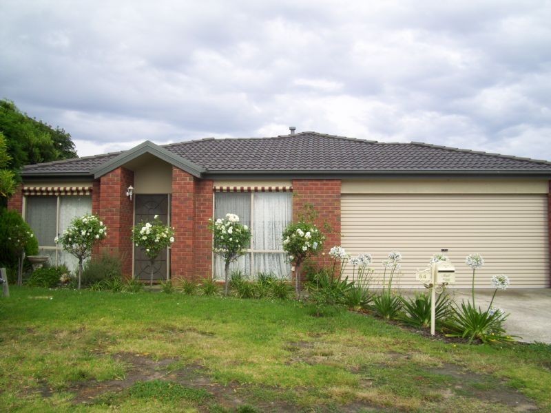 54 Beethoven Drive, Narre Warren VIC 3805