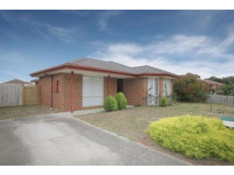 4 Redwood Avenue, Hampton Park VIC 3976