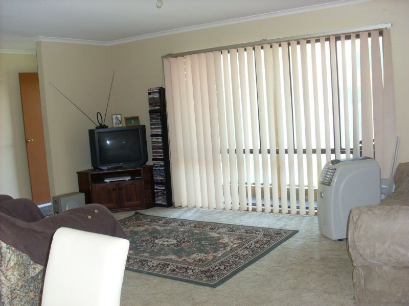 2/102 Fleetwood Drive, Narre Warren VIC 3805