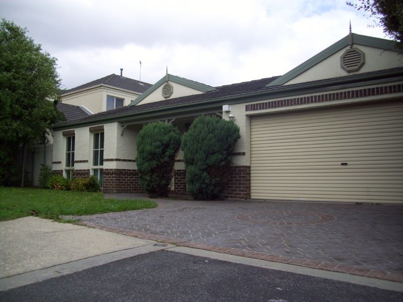 4 Peach Blossom Court, Narre Warren South VIC 3805