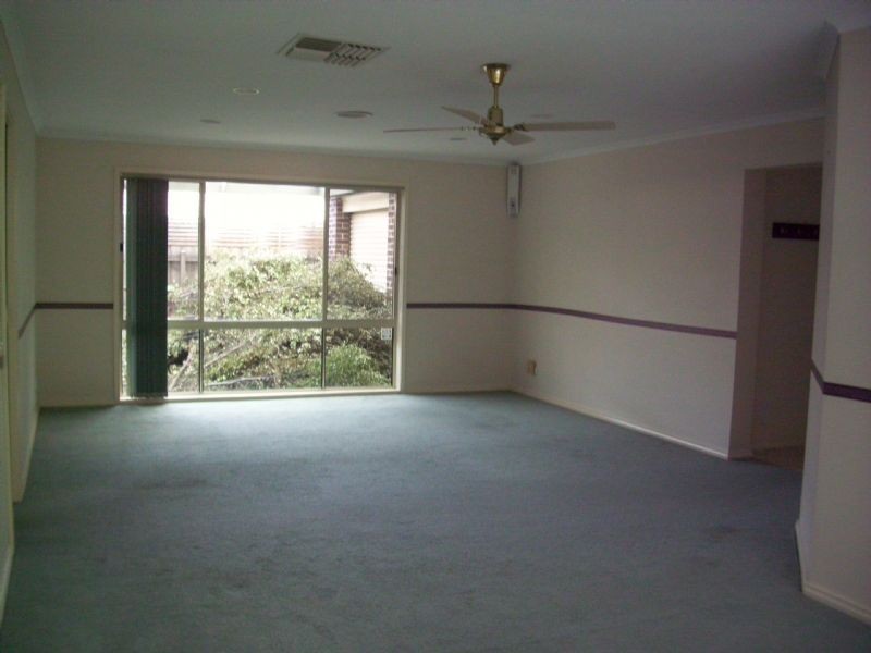 4 Peach Blossom Court, Narre Warren South VIC 3805