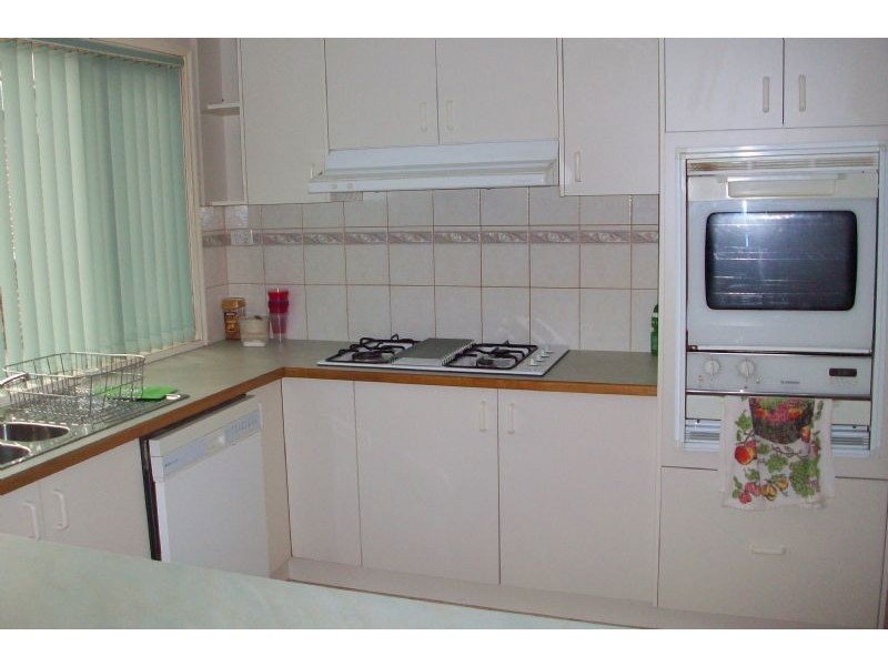 4 Peach Blossom Court, Narre Warren South VIC 3805