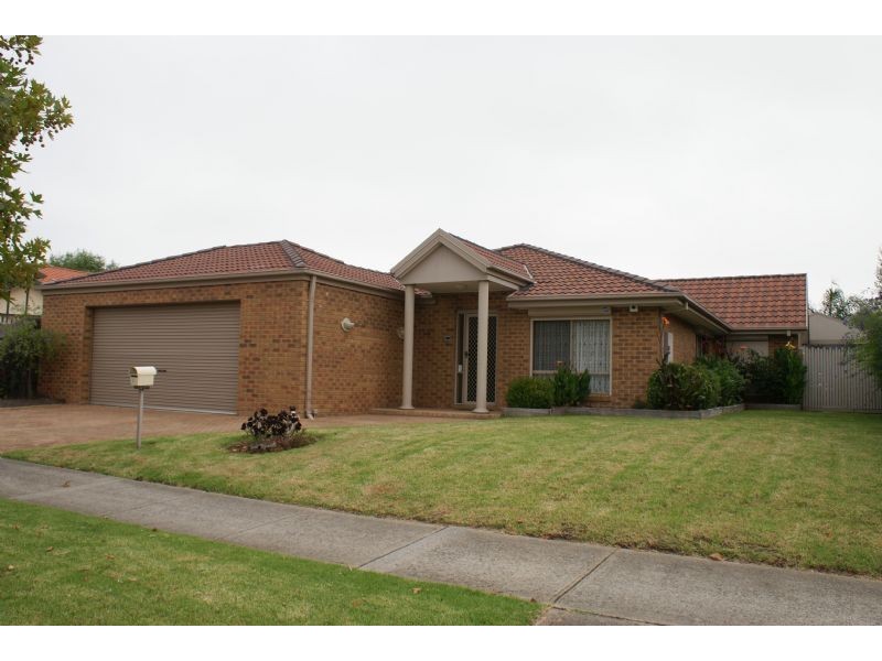 37 Wood Road, Narre Warren South VIC 3805