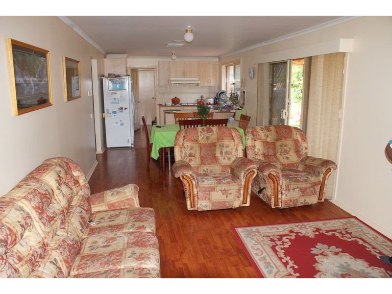 12 Sanctuary Rise, Narre Warren VIC 3805