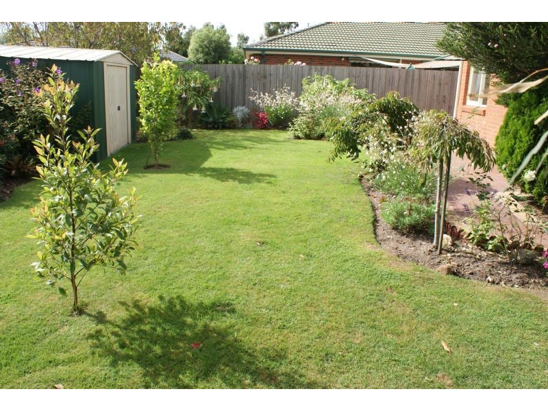 4 Henshaw Court, Narre Warren South VIC 3805