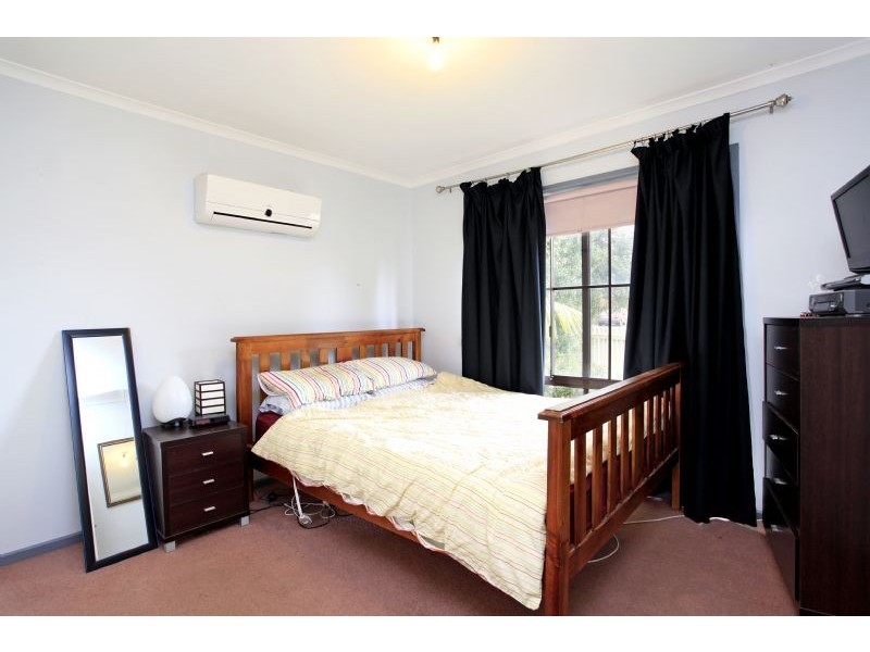 10 Amber Crescent, Narre Warren VIC 3805