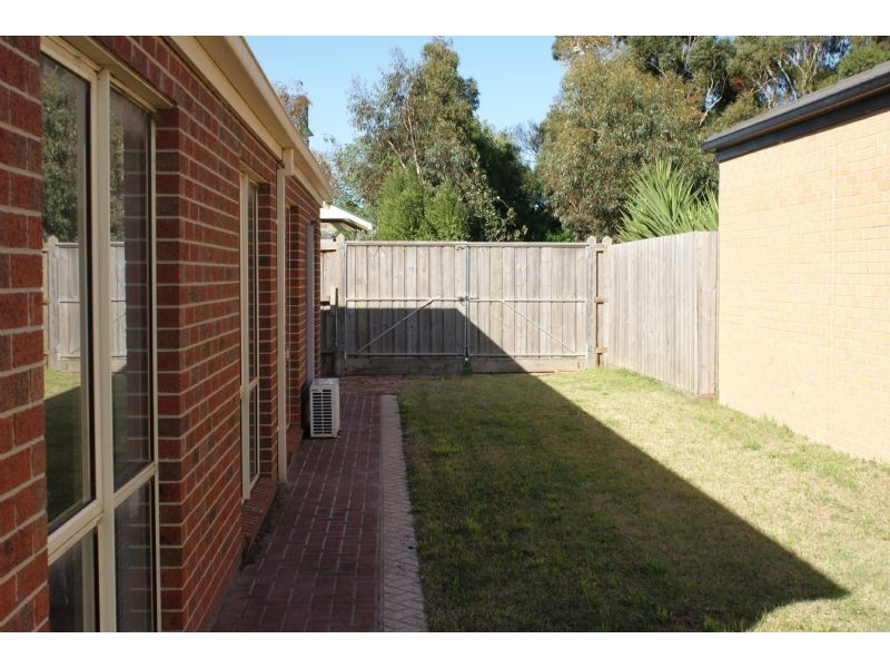 23 Tuileries Rise, Narre Warren South VIC 3805
