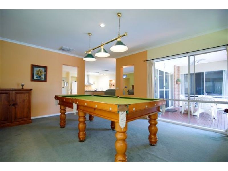 33 Fleet Street, Narre Warren South VIC 3805