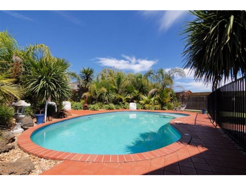 33 Fleet Street, Narre Warren South VIC 3805