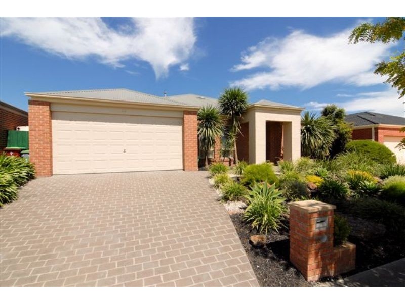 33 Fleet Street, Narre Warren South VIC 3805