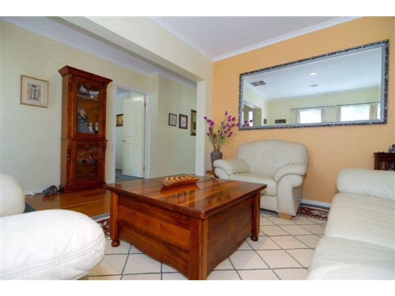 33 Fleet Street, Narre Warren South VIC 3805