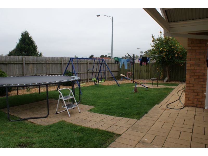 14 Durham Court, Narre Warren VIC 3805