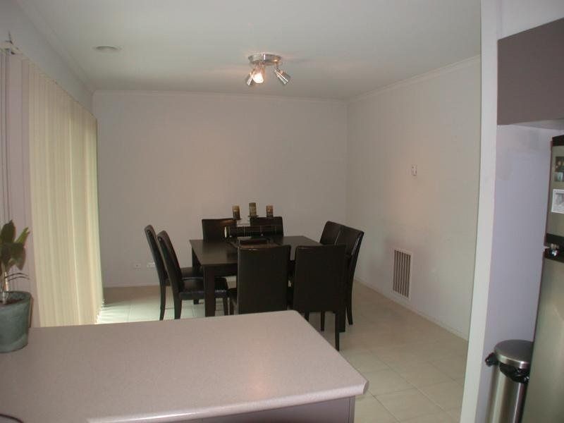 8a Sweeney Drive, Narre Warren VIC 3805