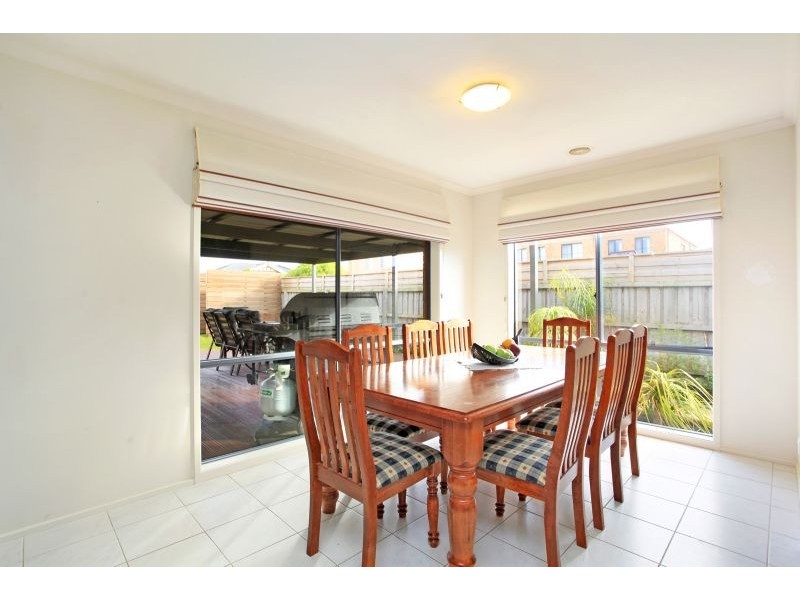 2 Dover Court, Narre Warren South VIC 3805