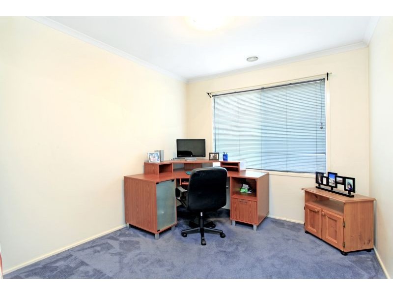 2 Dover Court, Narre Warren South VIC 3805