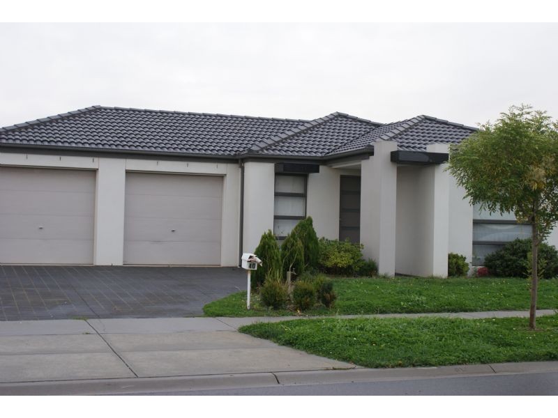 40 Sing Crescent, Berwick VIC 3806