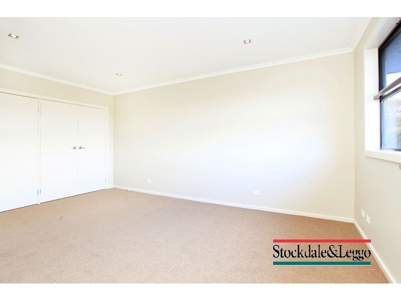 31-33 Main Street, Narre Warren North VIC 3804