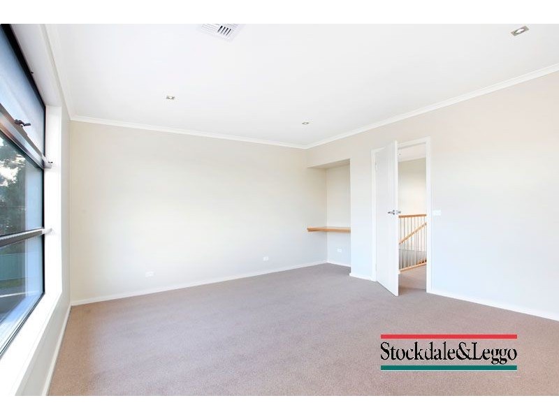 31-33 Main Street, Narre Warren North VIC 3804