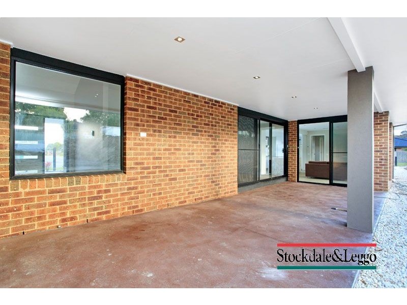 31-33 Main Street, Narre Warren North VIC 3804