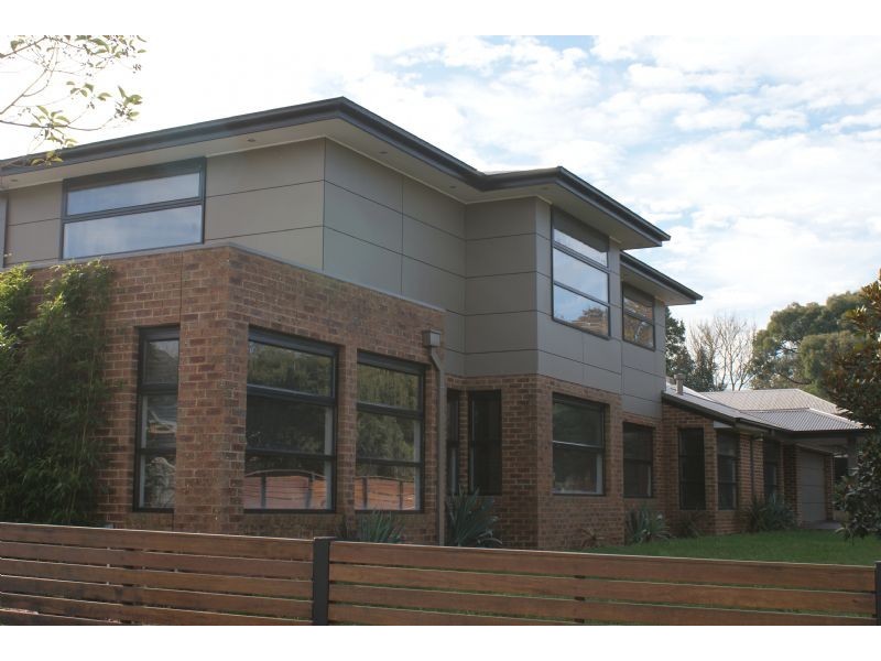 31-33 Main Street, Narre Warren North VIC 3804