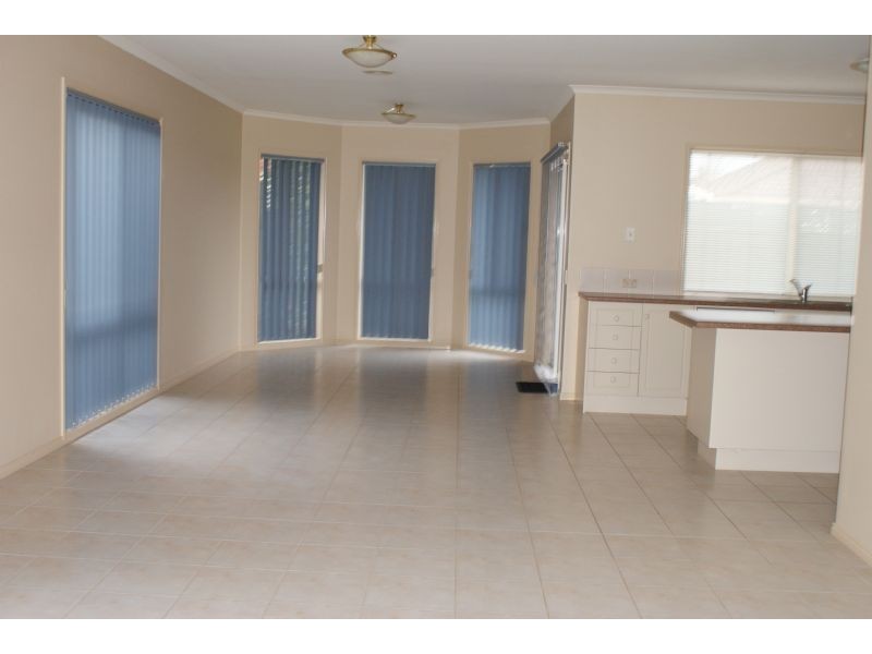 46 Harrington Drive, Narre Warren South VIC 3805