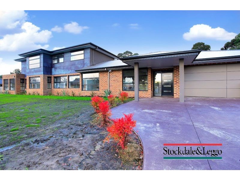 31-33 Main Street, Narre Warren North VIC 3804