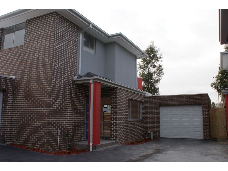 2/103 Springfield Drive, Narre Warren VIC 3805